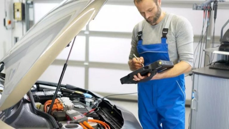 Mantenimiento coche eléctrico : revisión de tu vehículo!